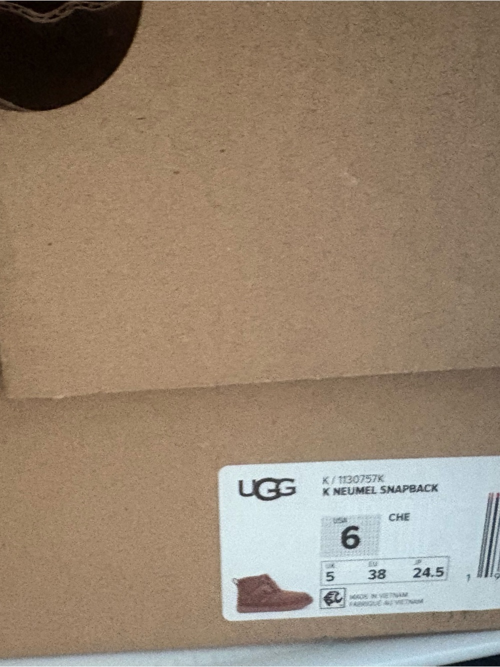 UGG Kids Chestnut Suede Hook-and-Loop Ankle Boots - Picture 4 of 4